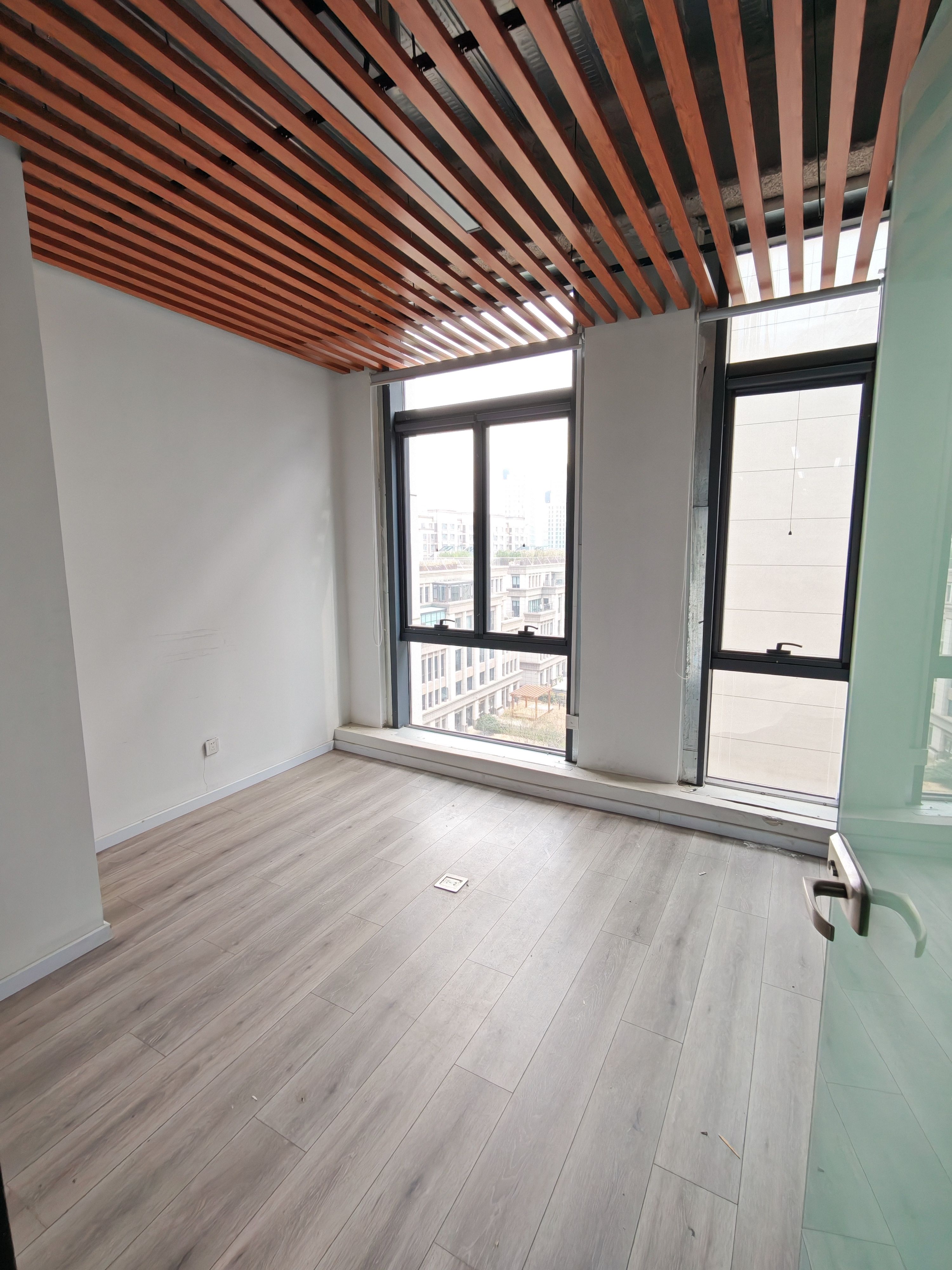 山钢新天地(17租)