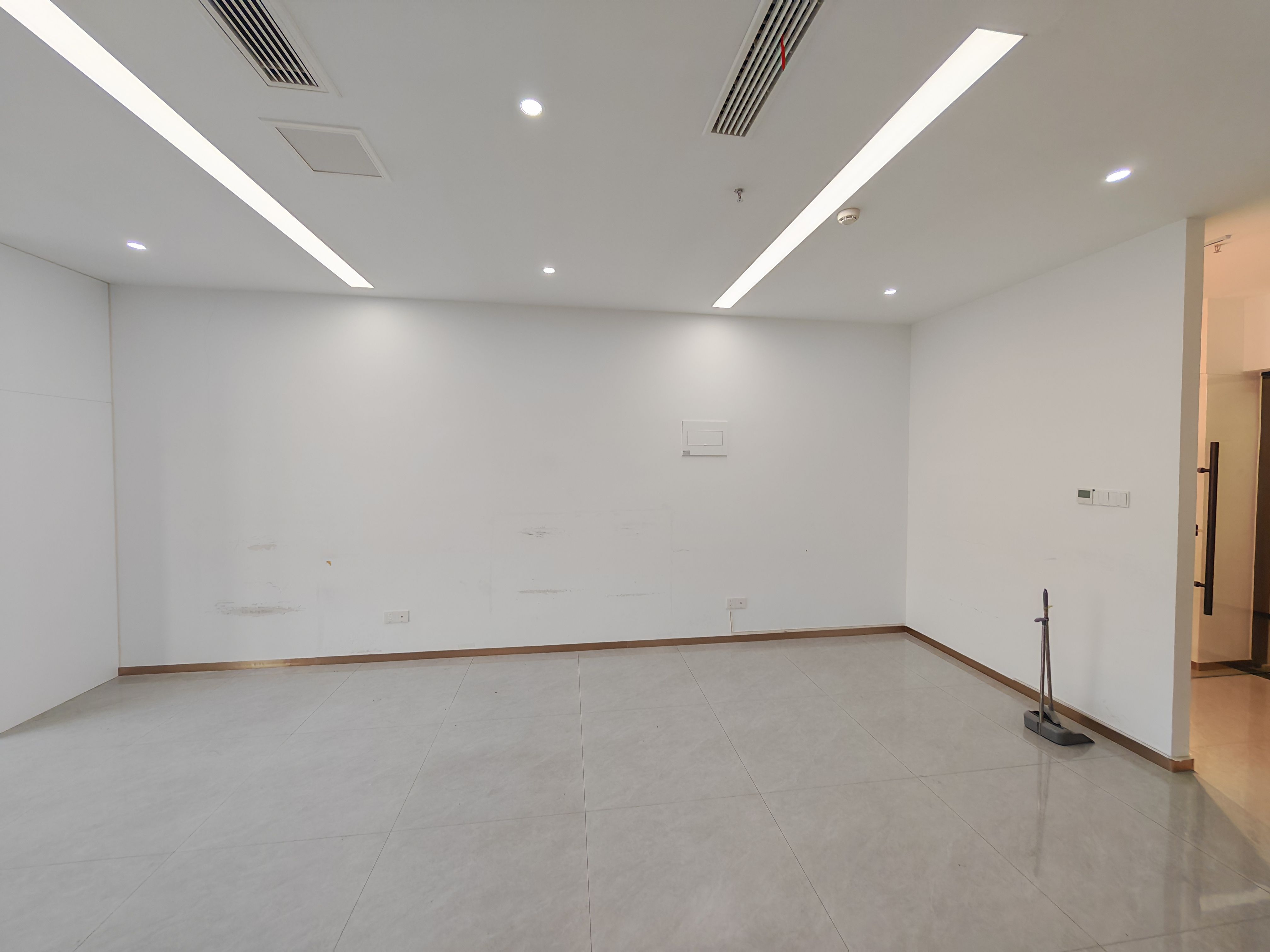 高新中垠广场（17租）