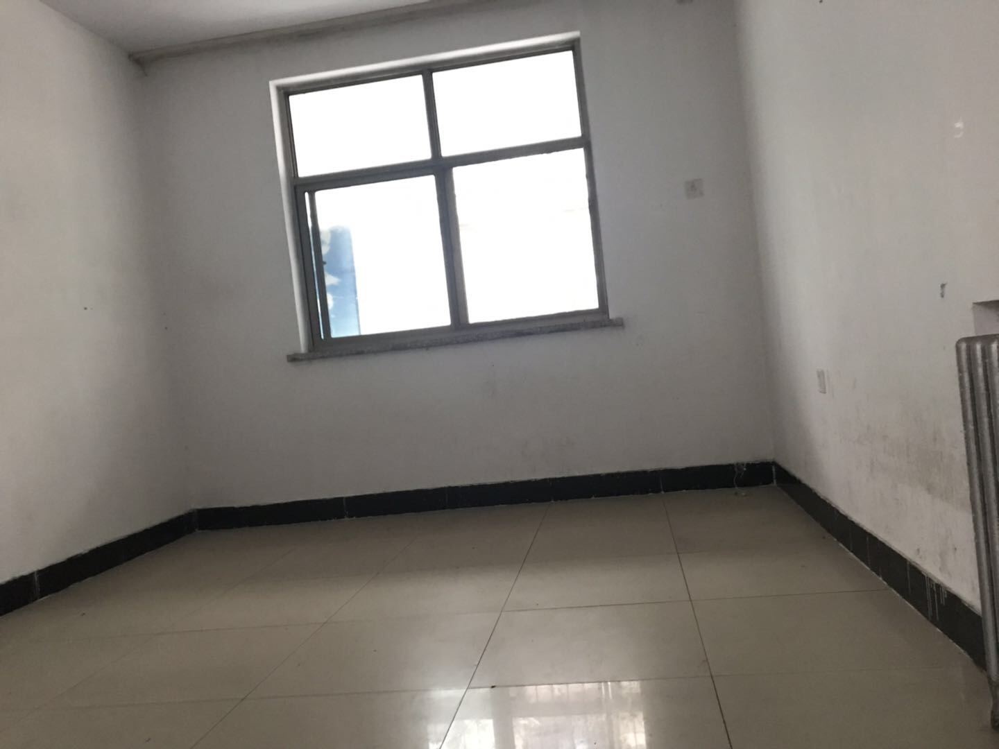 南北通透,次新小区,黄金地段,楼层好,采光很棒,性价比高