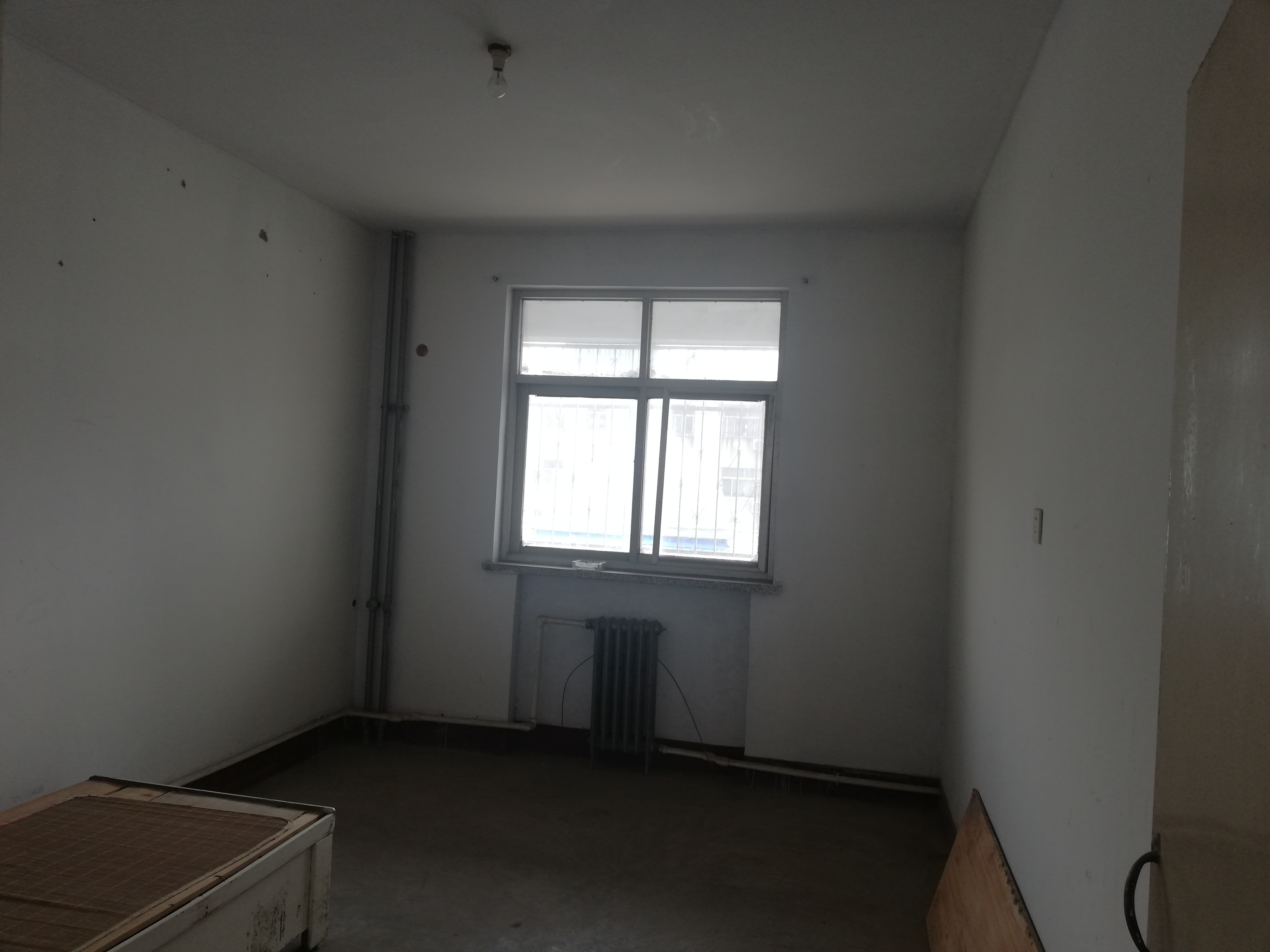 全明户型,黄金楼层,阳光好,地铁口,交通便利,设施齐全