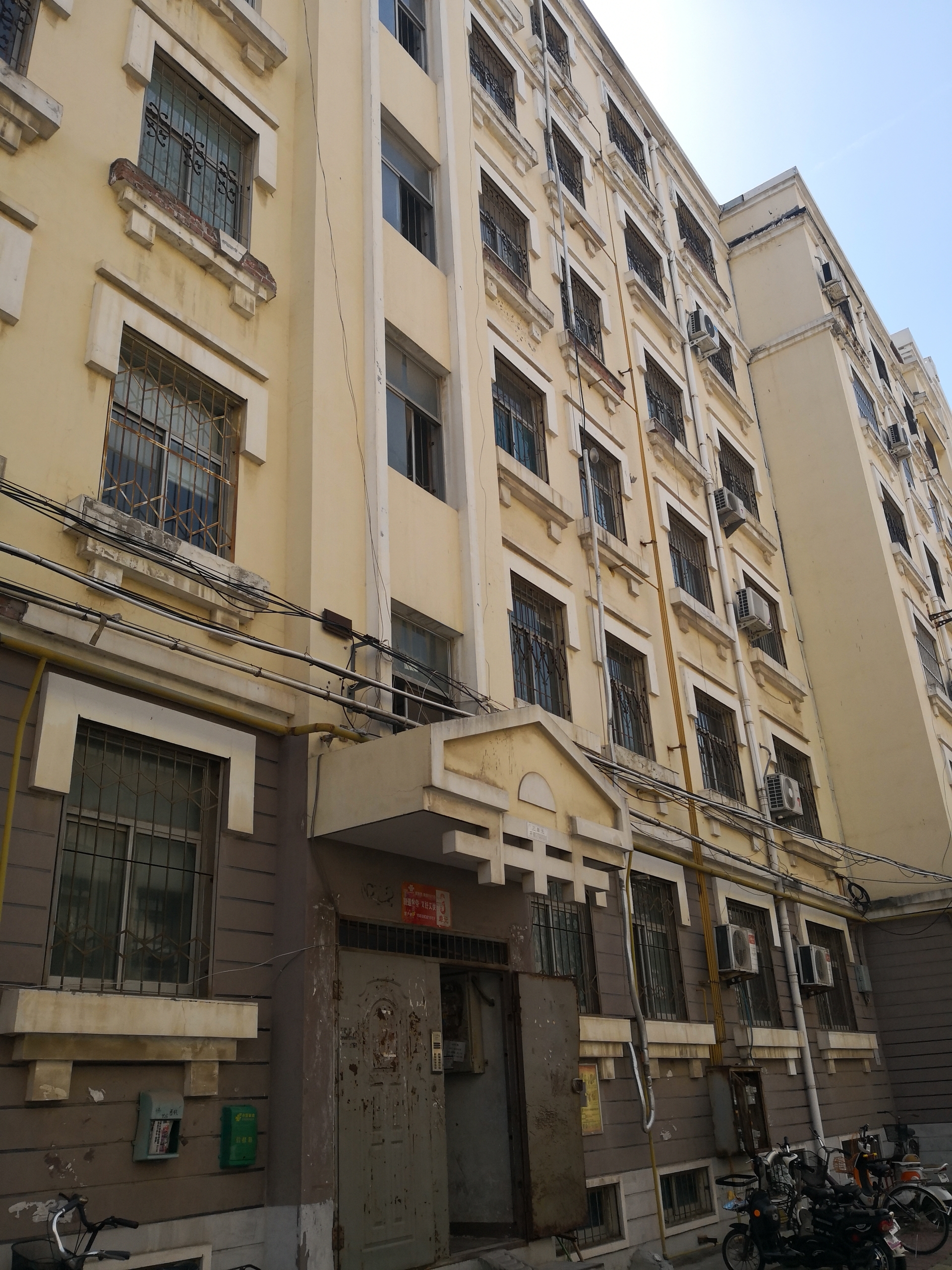 紧邻地铁口,紫东花园，稀缺小房型双南房