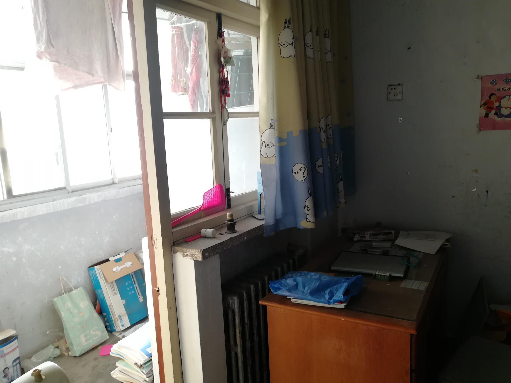 紧邻地铁口,南海花园，稀缺小房型双南房