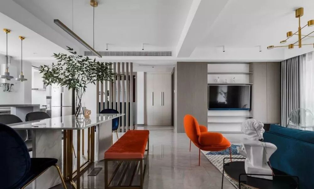 128平现代三居室，艺术感、轻奢风，你想要的全都有