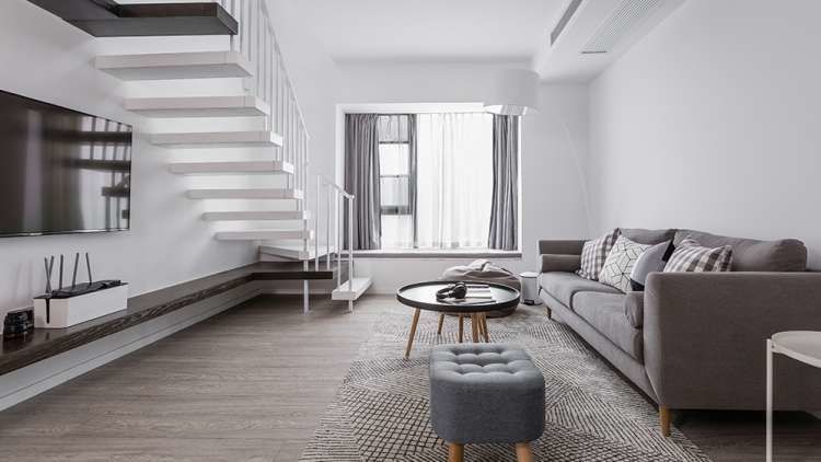 137平极简风空间，挑高客厅大改造，打造实用的现代家居生活