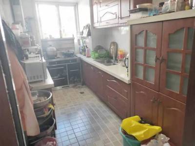建行家属房