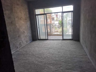 全明户型,黄金楼层,阳光好,交通便利,设施齐全