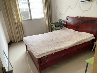 南北通透，学区房，黄金地段，高楼林立
