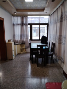 东门小桥背