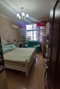 建行家属房