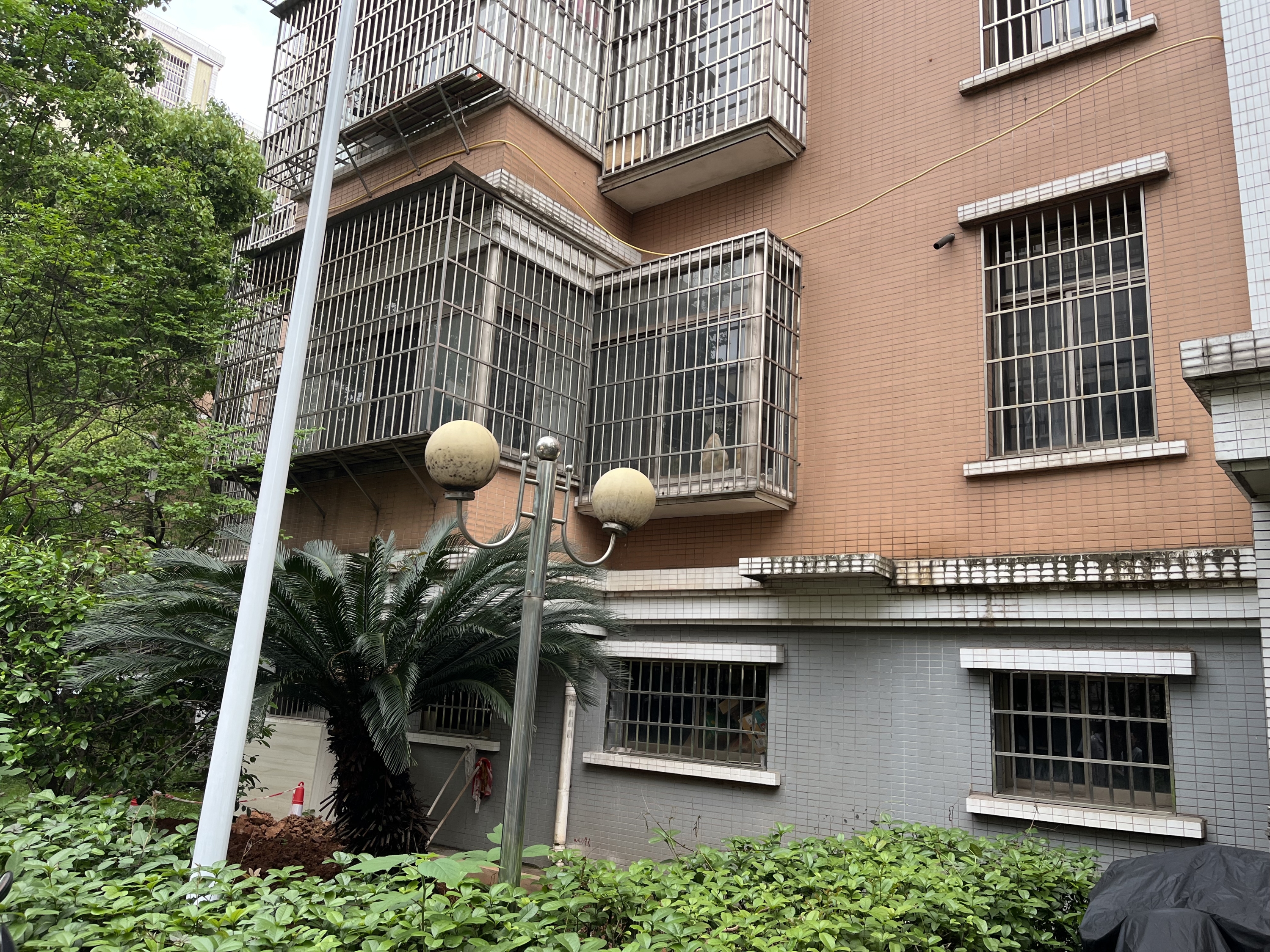 南北通透,次新小区,黄金地段,楼层好,采光很棒,性价比高