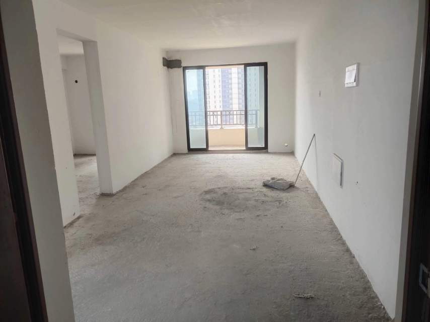 视野开阔，采光好，绿化面积大，性价比高