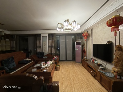 金陵东区