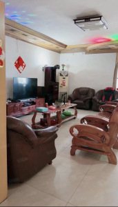 南北通透,次新小区,黄金地段,楼层好,采光很棒,性价比高