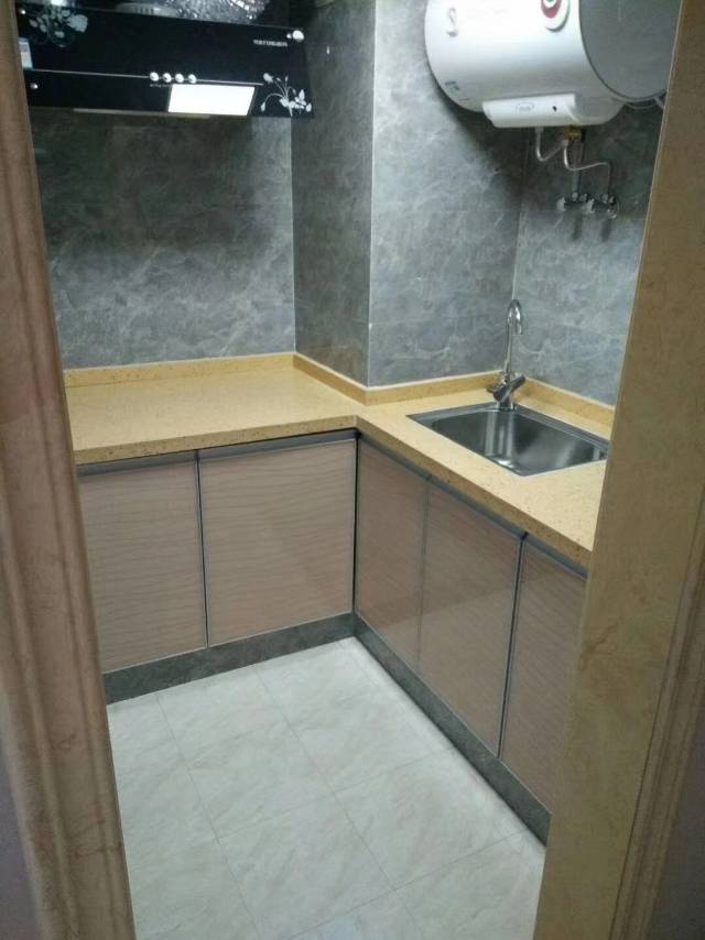 南北通透，学区房，黄金地段，高楼林立