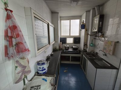 北桥外凤凰街居委会