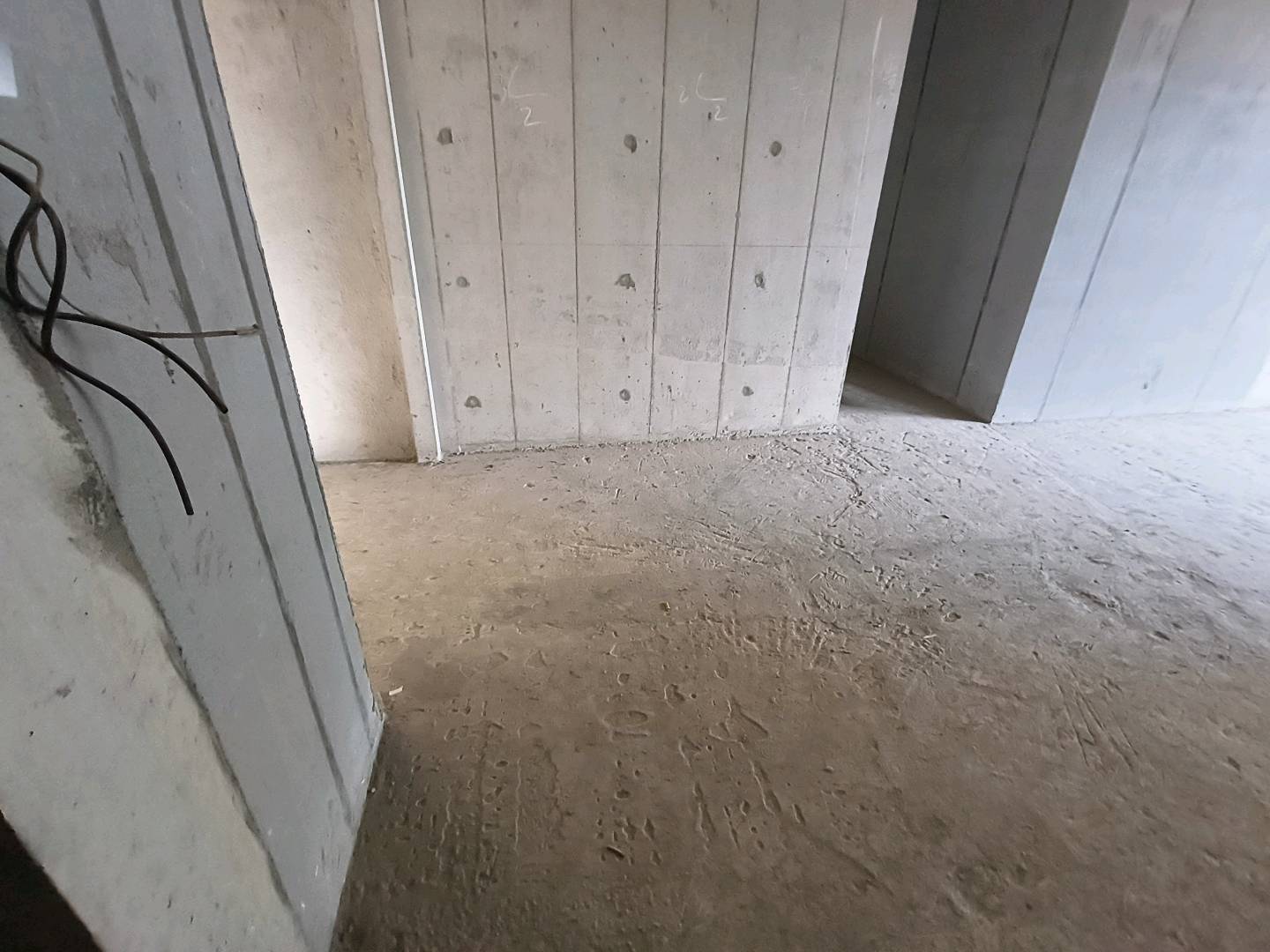 南北通透,次新小区,黄金地段,楼层好,采光很棒,性价比高