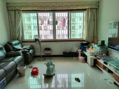 东方巴黎旁边，安源新村，黄金4楼，品牌家具家电拎包入住