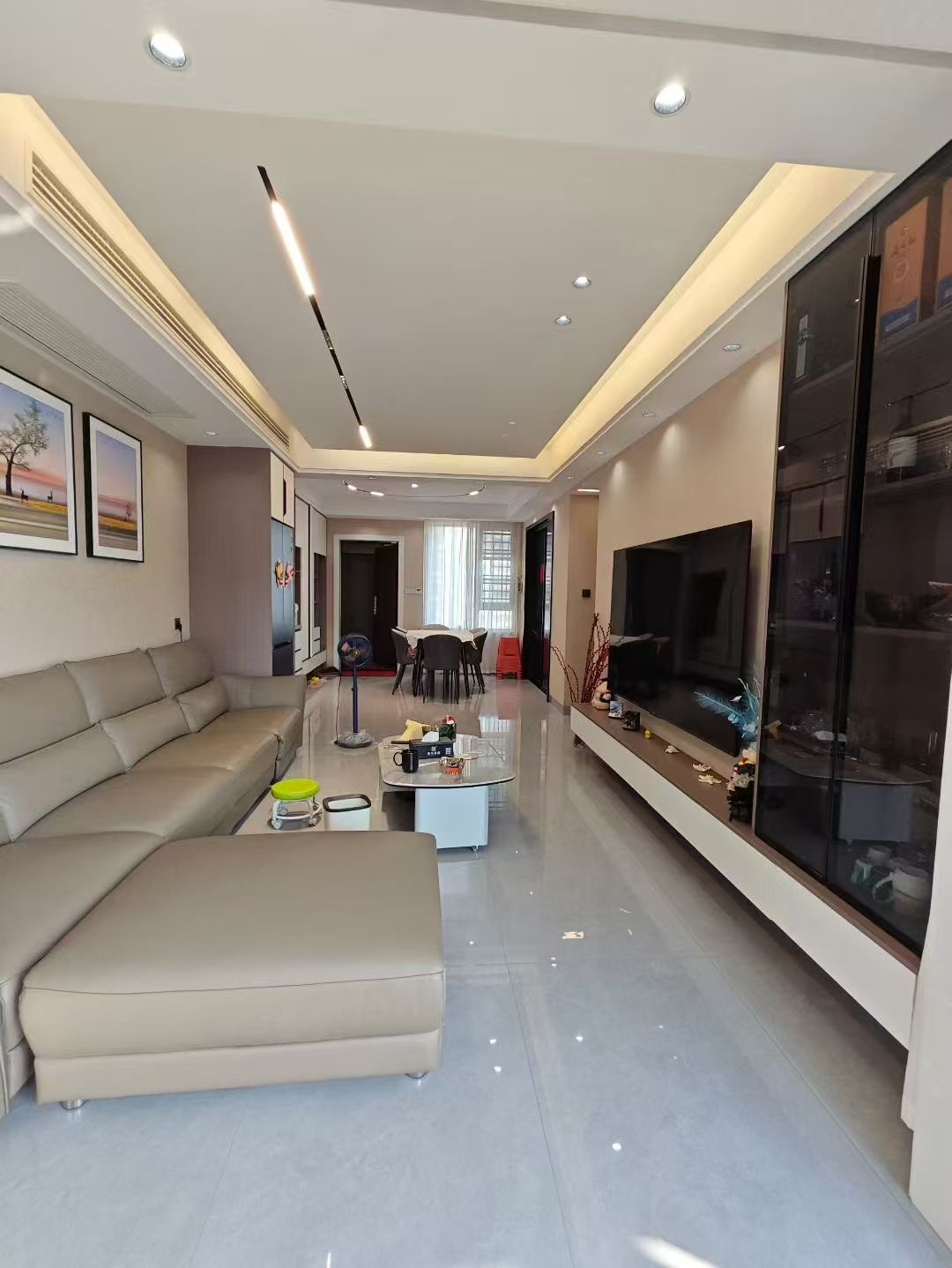 绿地·铂瑞公馆 3室2厅2卫 73万 