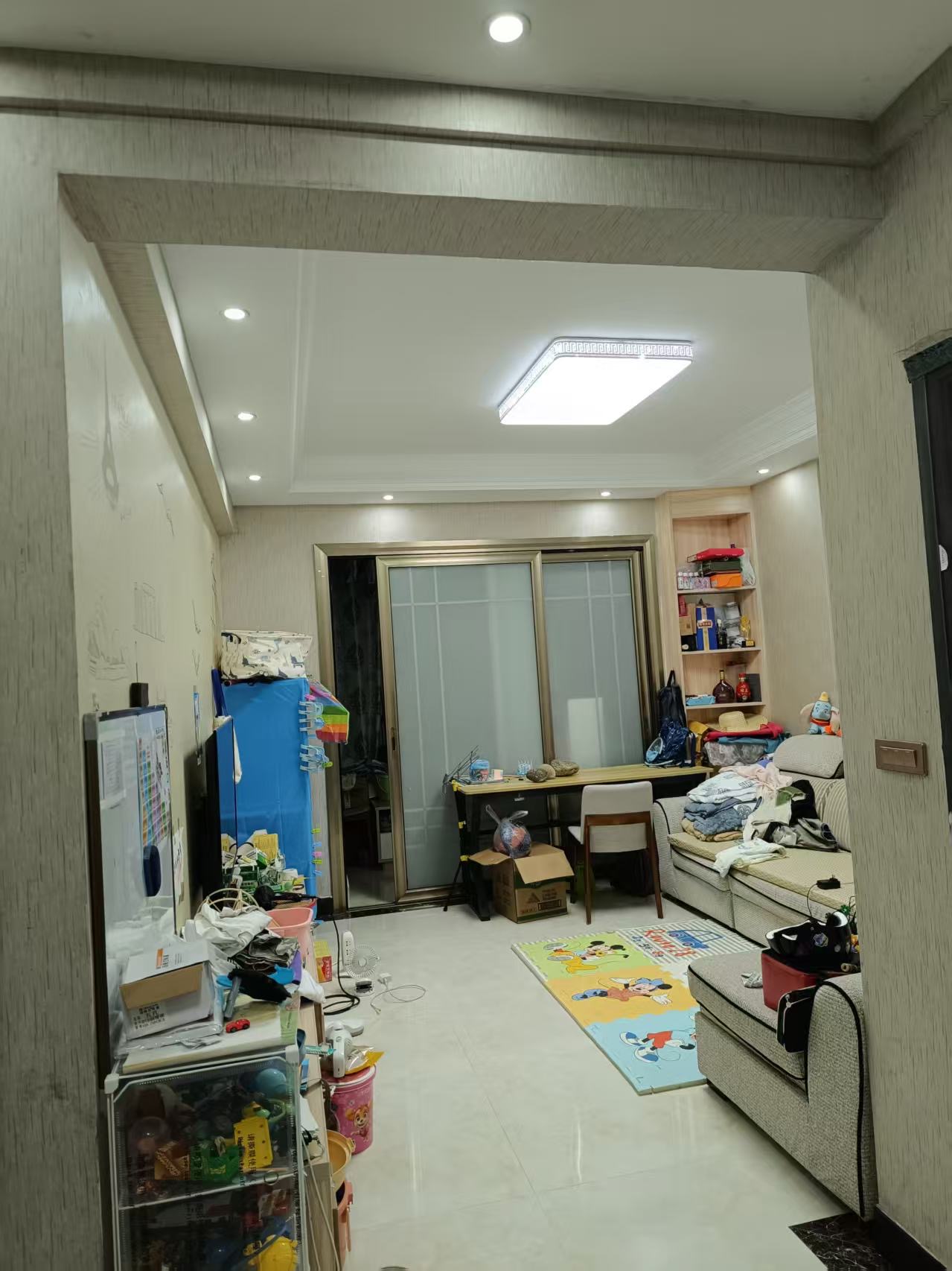 左右城 2室2厅1卫 39万元 