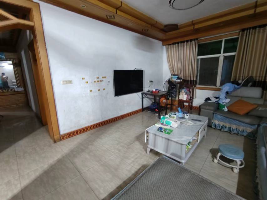 视野开阔，采光好，绿化面积大，性价比高