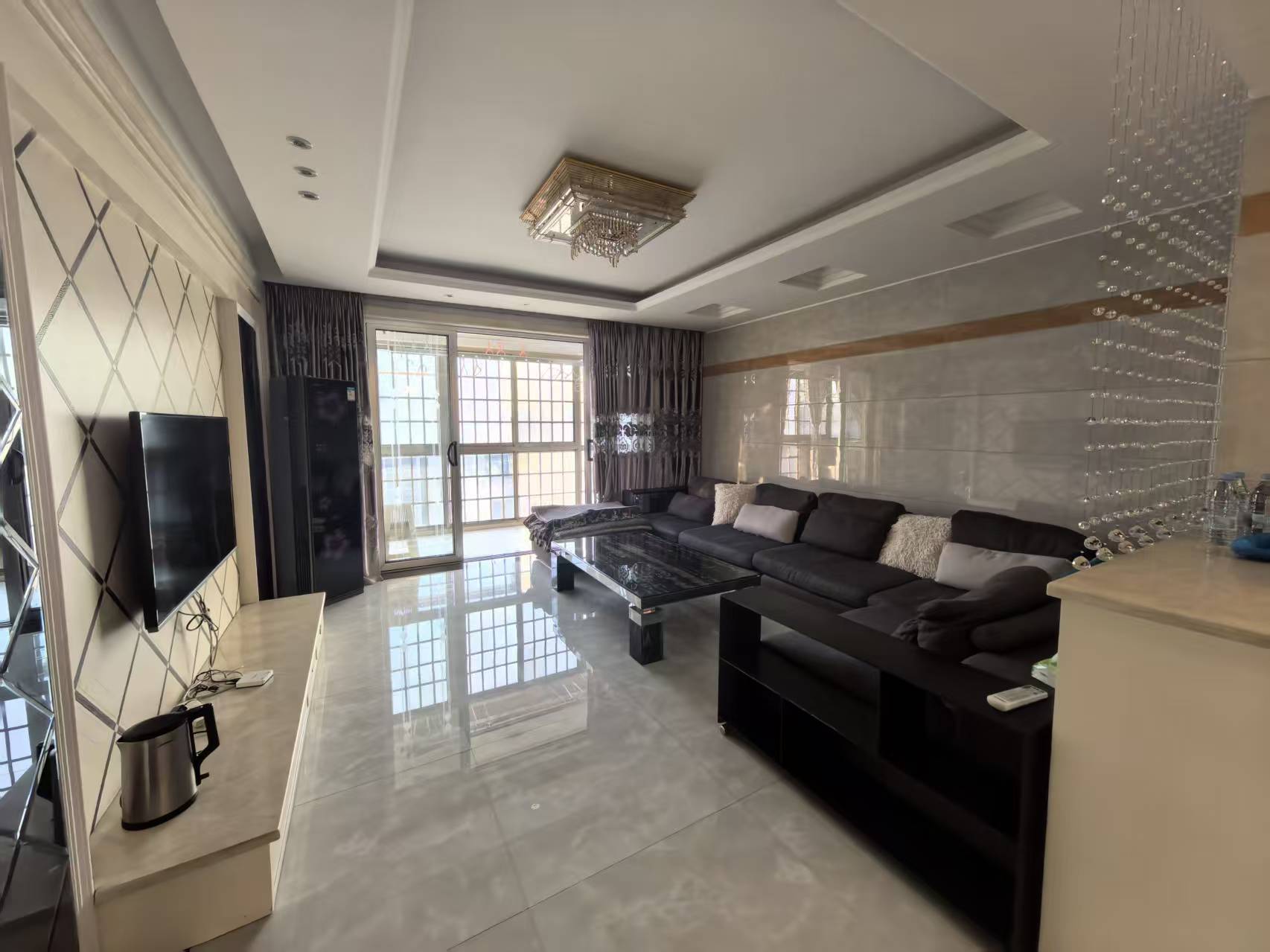 紫金名门一期 5 4室2厅2卫  普装 @亮点@