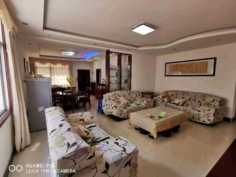 视野开阔，采光好，绿化面积大，性价比高