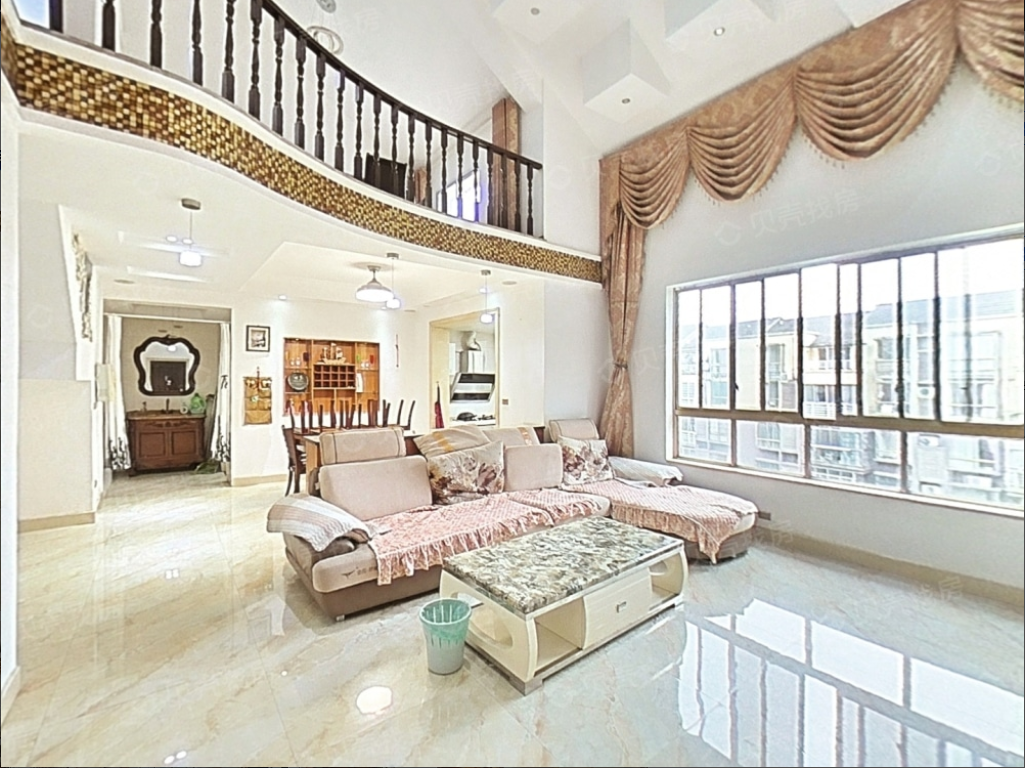 四季花城 6 6室3厅3卫  精装 