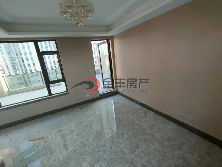 恒大御府 4室2厅2卫 168万 