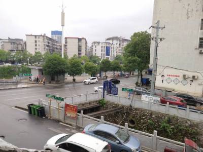 北桥沿河路丰茂巷28号