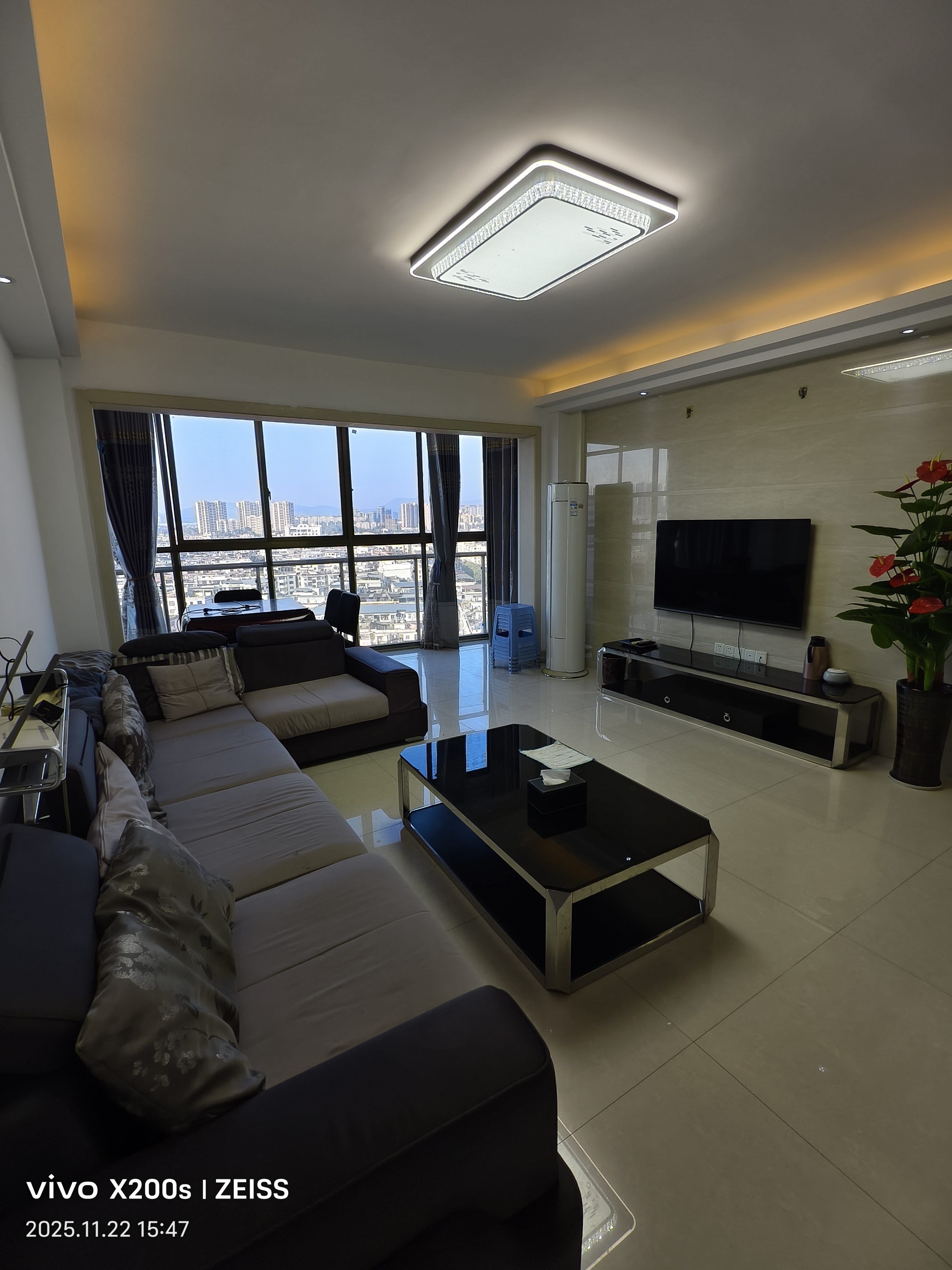 汇蓝国际 17 4室2厅2卫  精装 