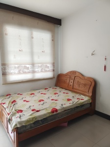 步行街后门