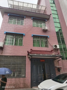 南北通透，学区房，黄金地段，高楼林立