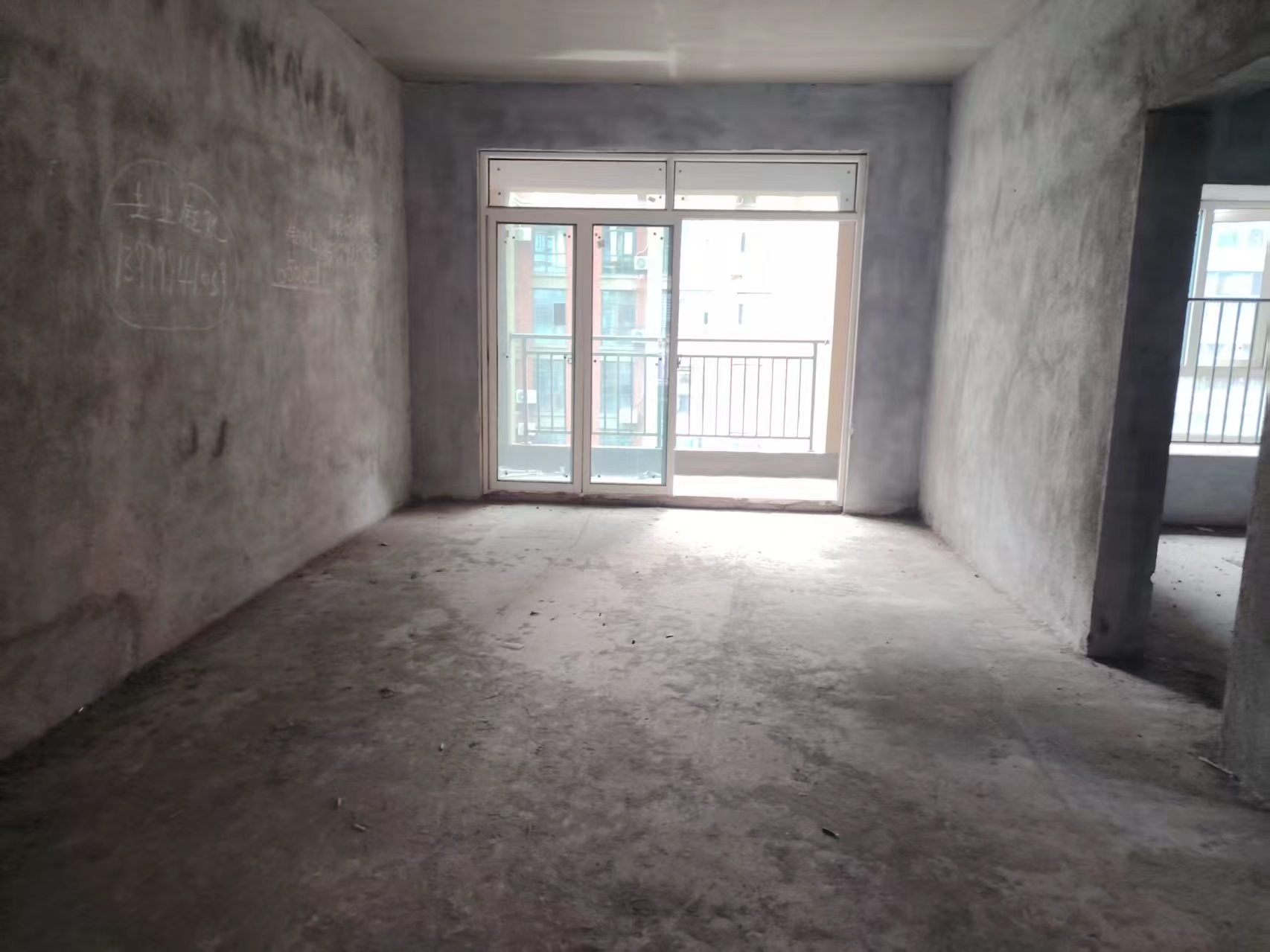 中鼎景泰园 5 2室2厅1卫  毛坯 