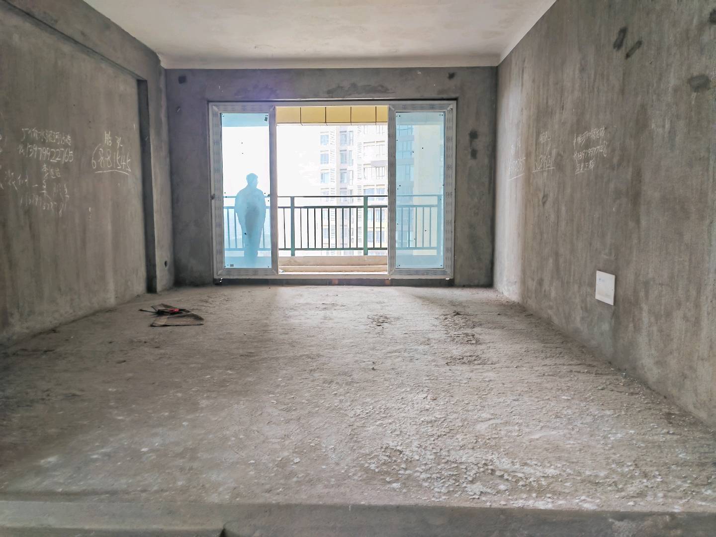 视野开阔，采光好，绿化面积大，性价比高