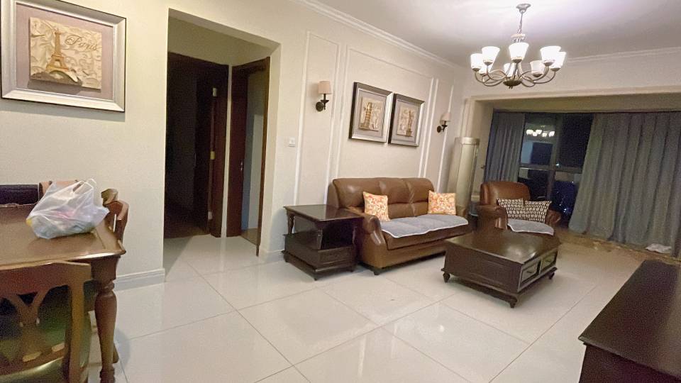 南北通透,次新小区,黄金地段,楼层好,采光很棒,性价比高