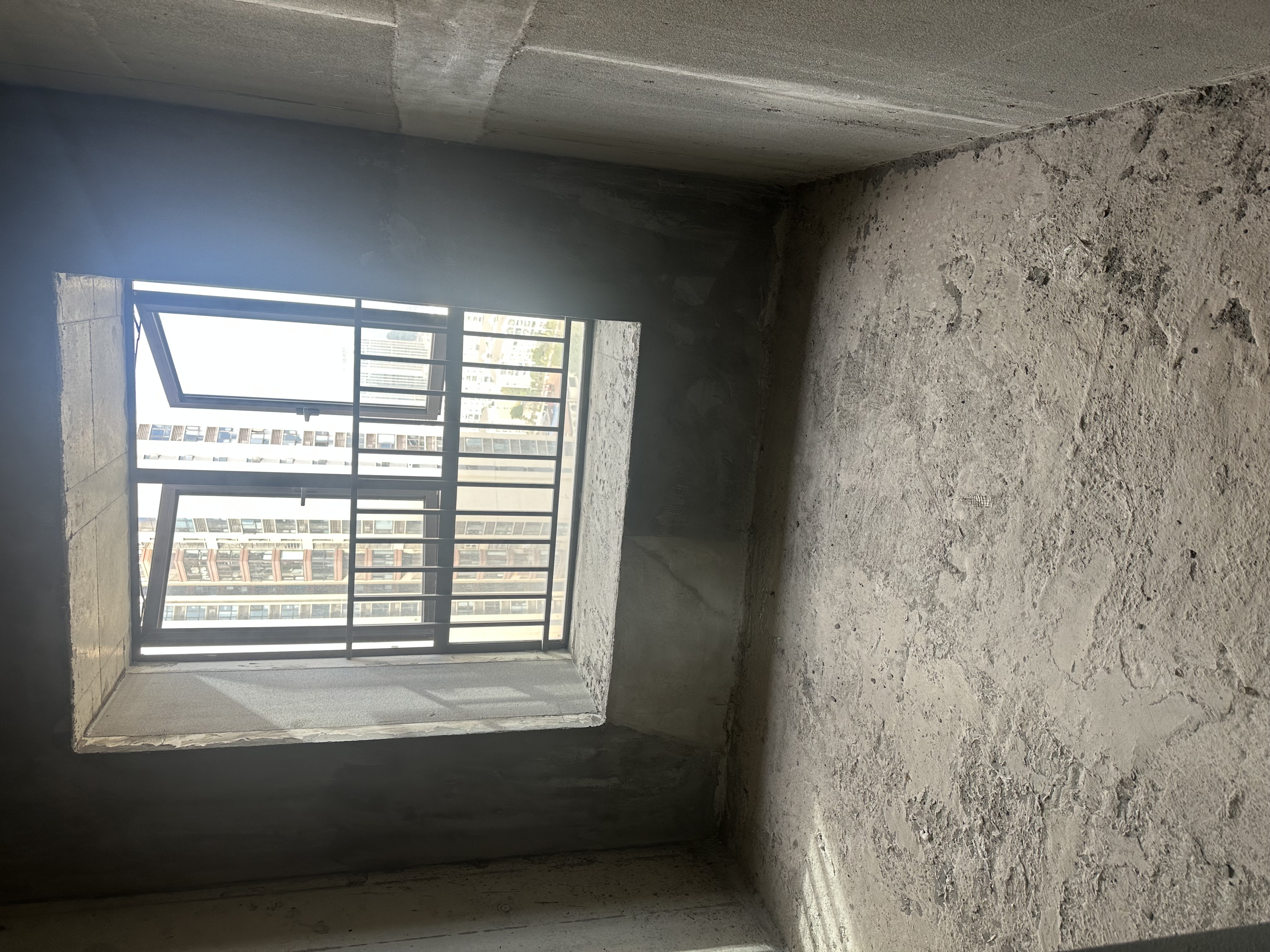 景盛豪庭 20 4室4厅2卫  毛坯 