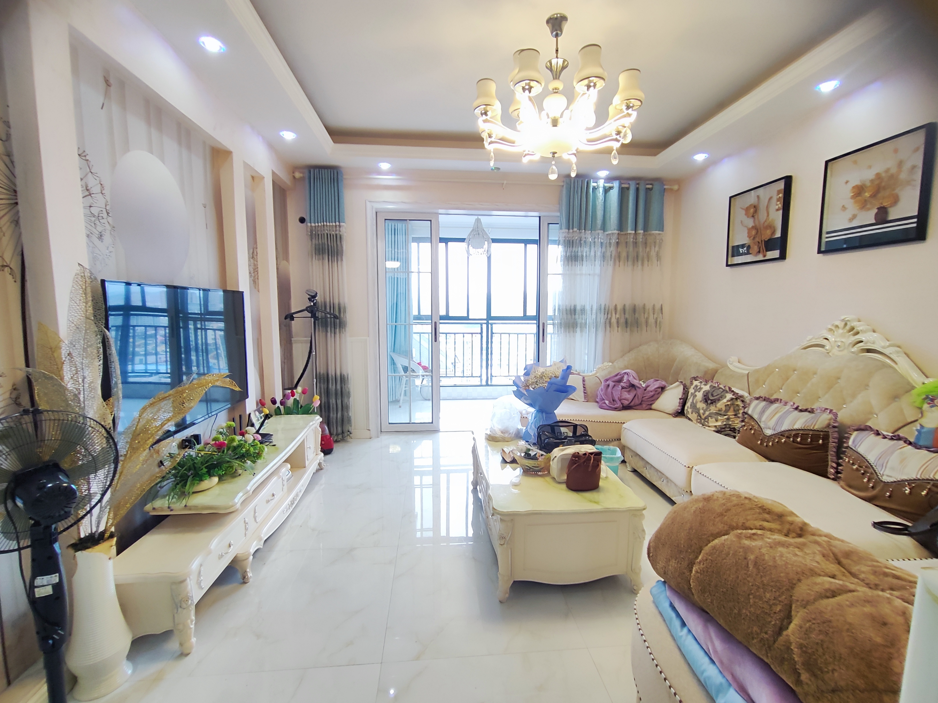 中鼎景泰园 2室2厅1卫 58万 