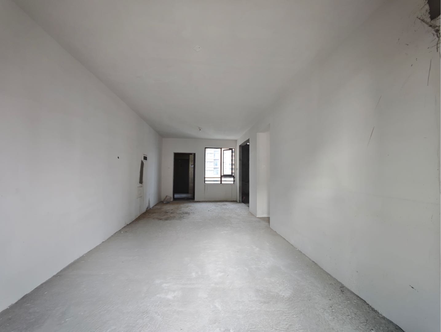 绿地·铂瑞公馆 3室2厅2卫 53.8万 