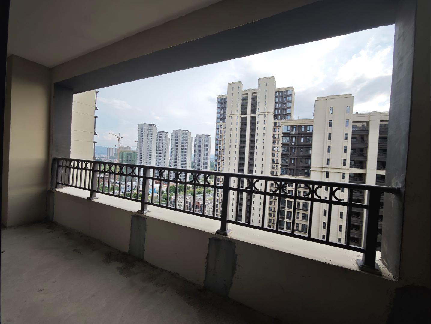 绿地·铂瑞公馆