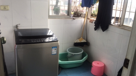 步行街后门