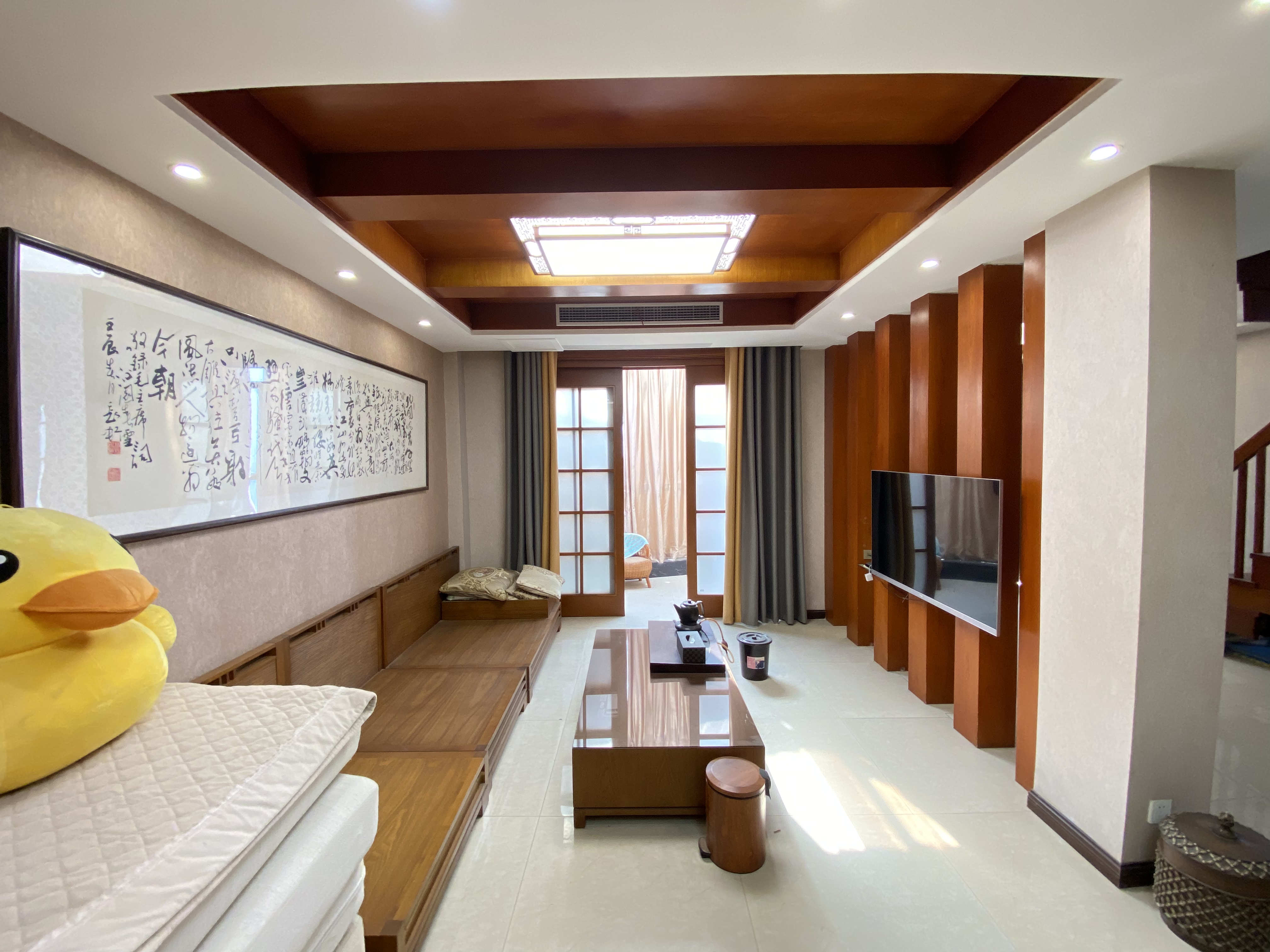 凯旋中央 3房2厅2卫 75万 性价比高,赠送面积