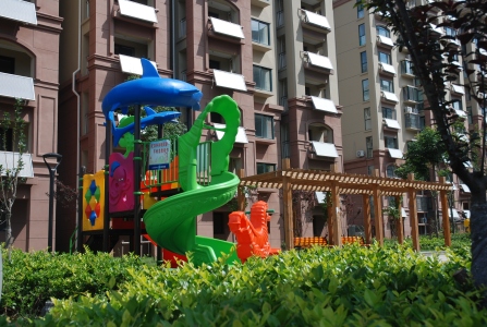 中高名人国际花园