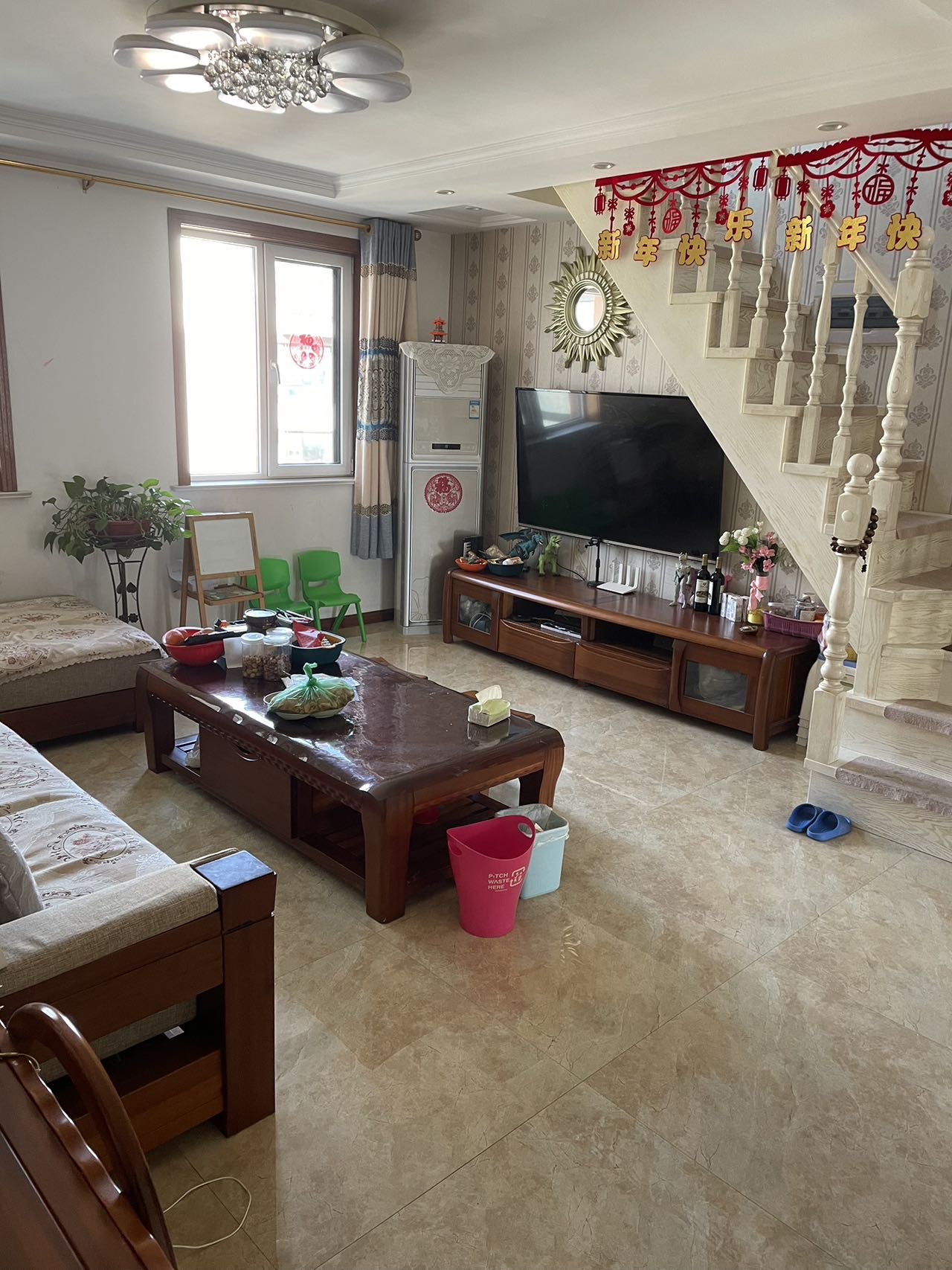 全明户型,黄金楼层,阳光好,地铁口,交通便利,设施齐全