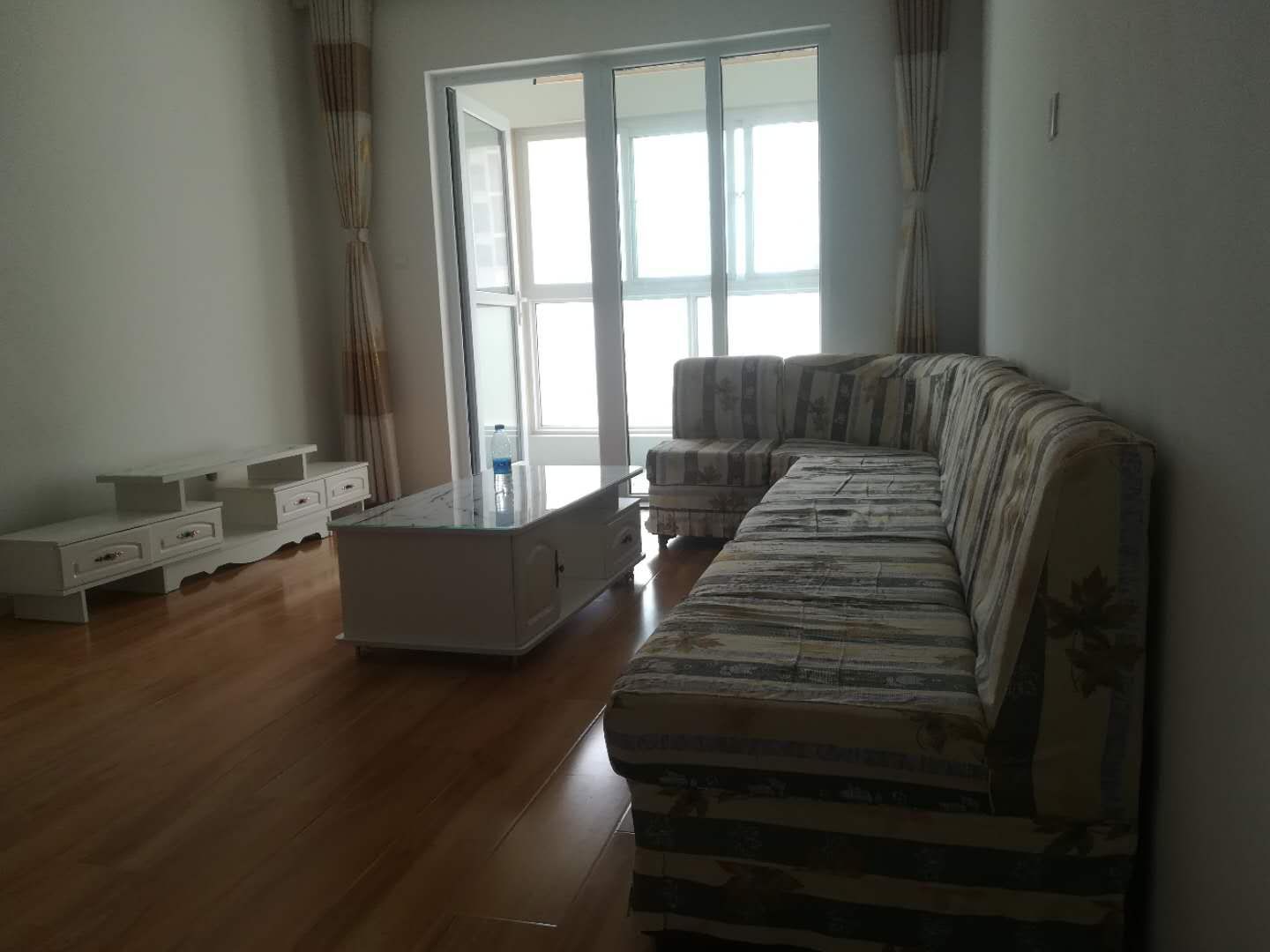 龙腾绣苑
