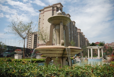 中高名人国际花园