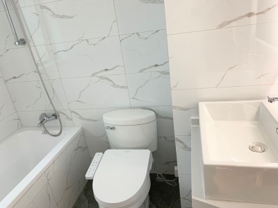 东方曼哈顿(一至三期)(虹桥路168弄)