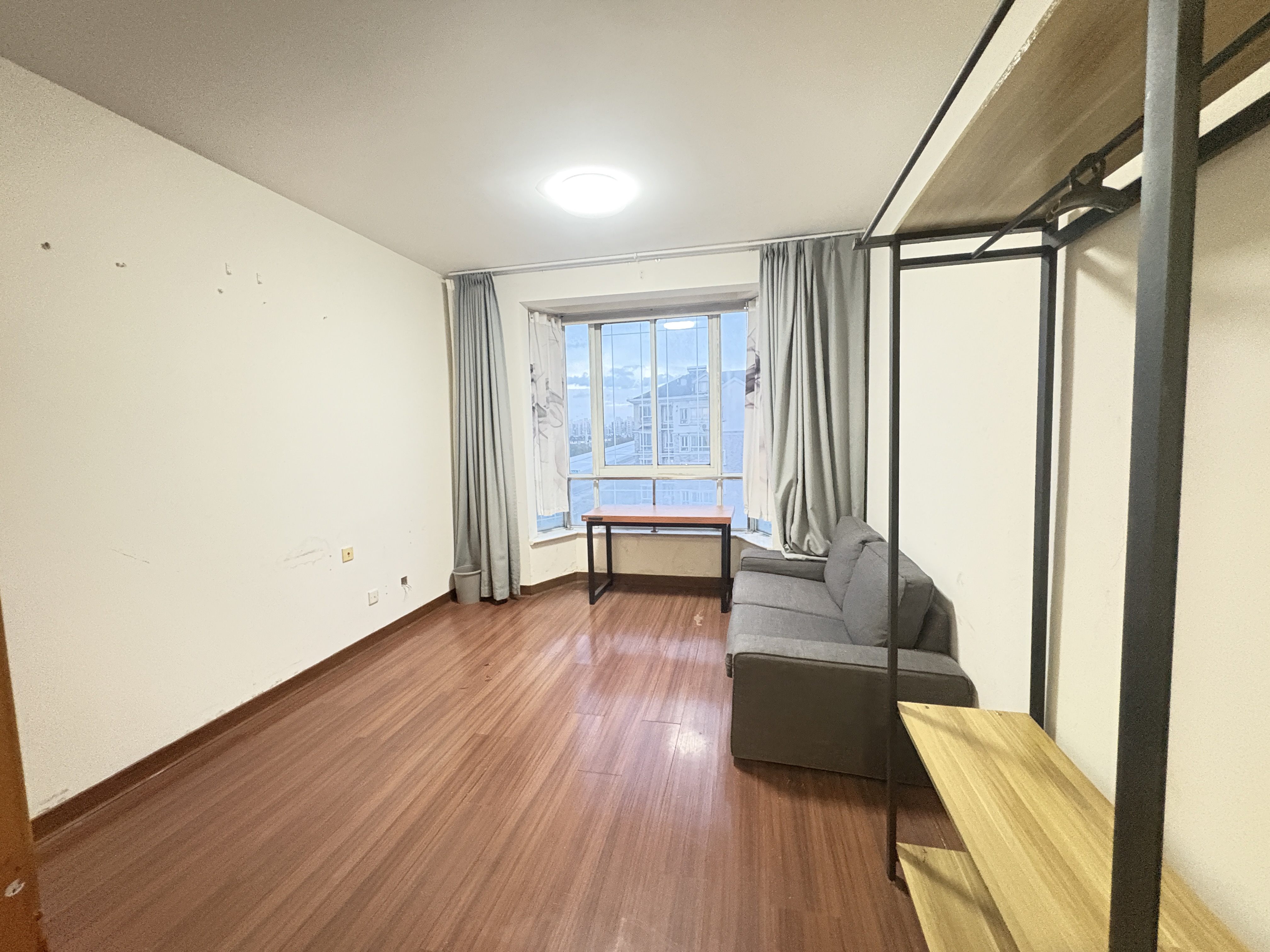 东苑利景花苑塞纳左岸