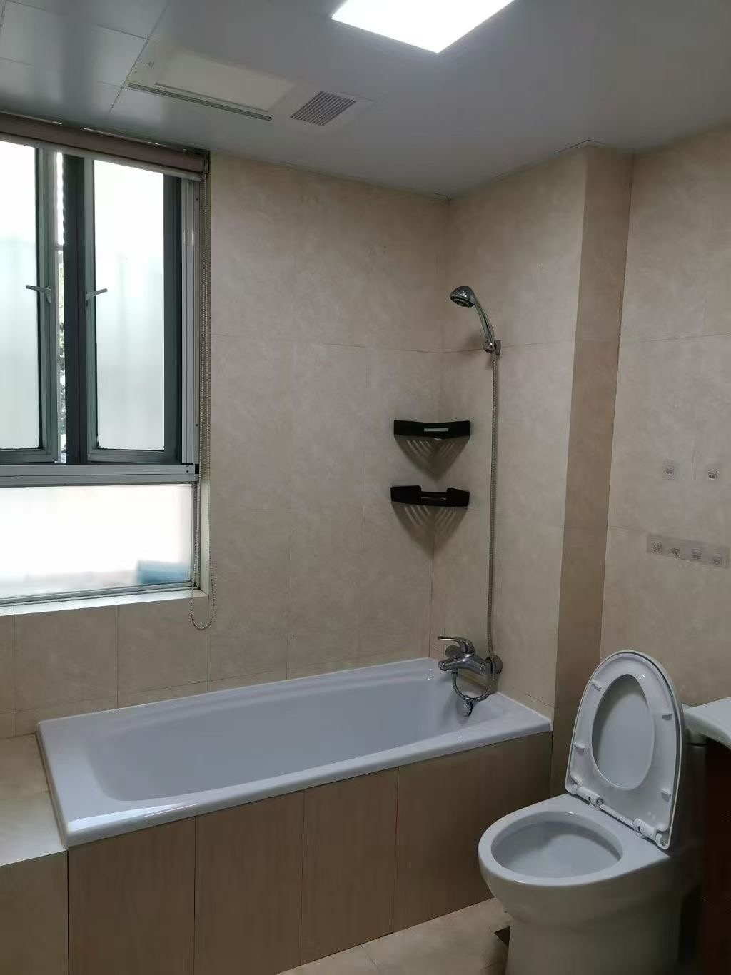 东苑利景花苑塞纳左岸