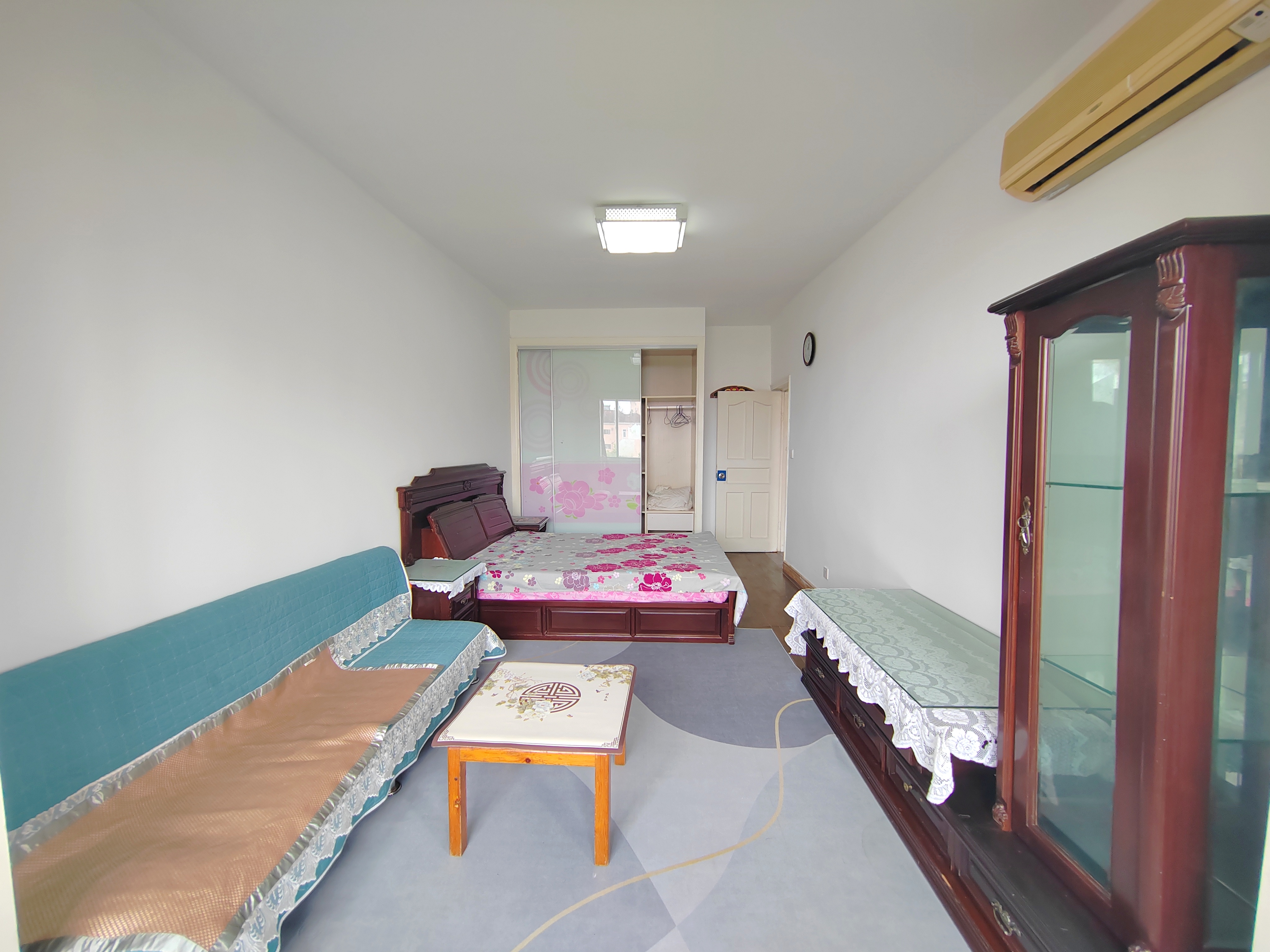 宝钢八村 2房1厅1卫 3,500元/月 性价比高