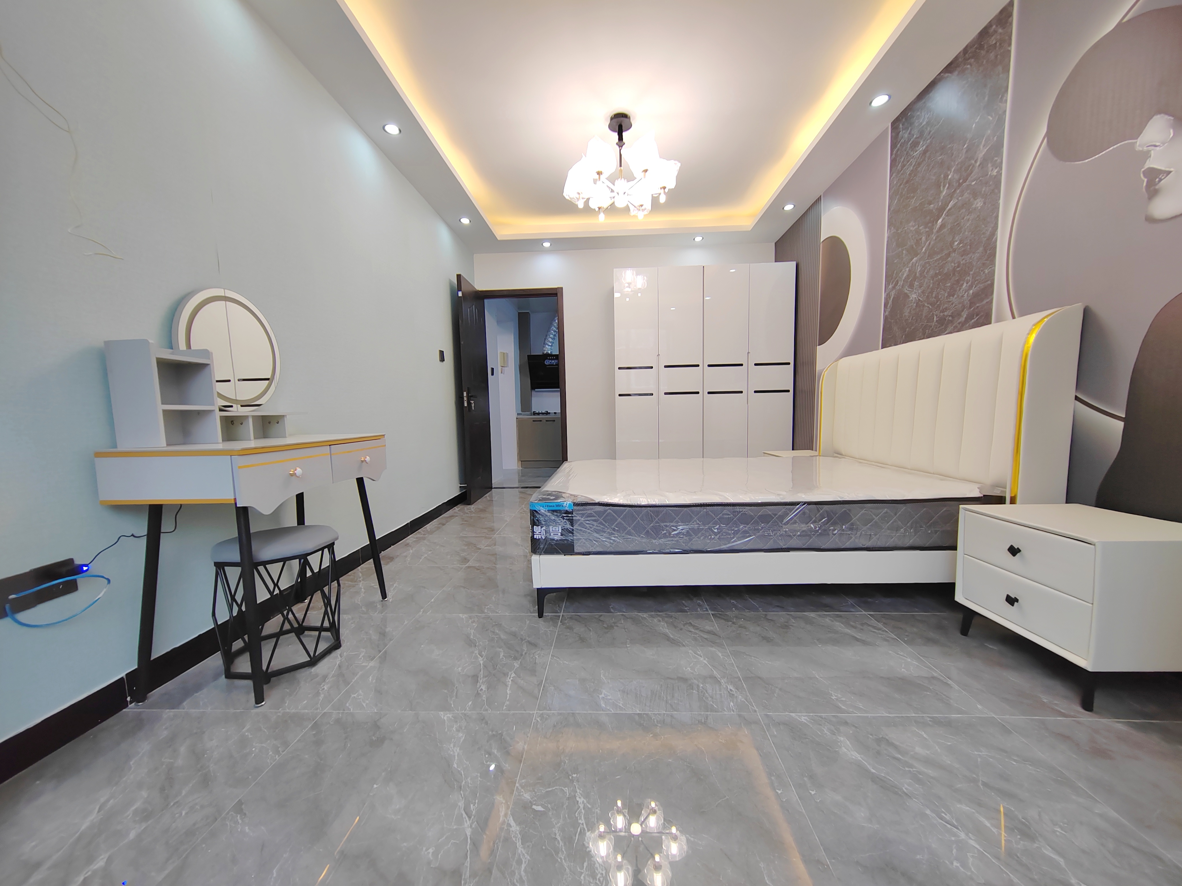 宝钢三村 2房1厅1卫 精装修 视频房